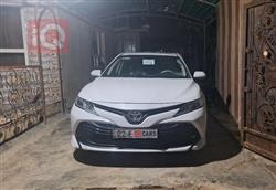 تۆیۆتا کامری